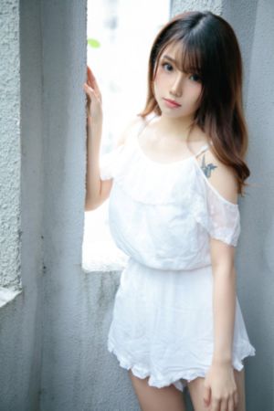 出差强睡年轻女老板1_高清免费HD高清完整电影