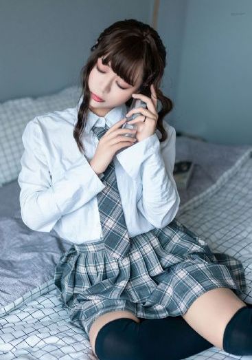 叶子野外勾搭农民工啪啪_蓝光在线观看电视