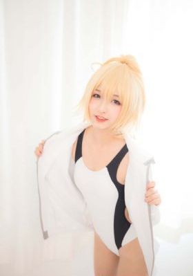 交videosex乱孩睡觉_DVD手机免费观看完整